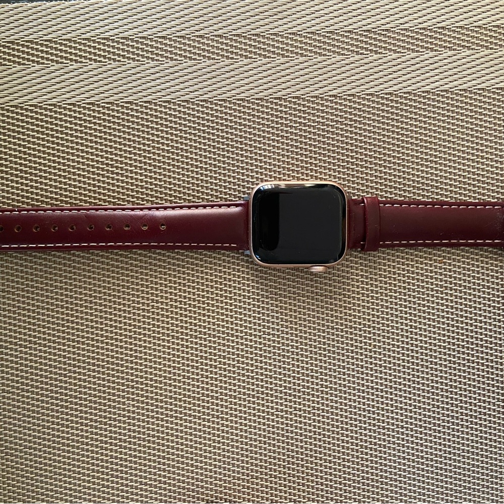 Great condition Apple Watch with brand new Leather Strap